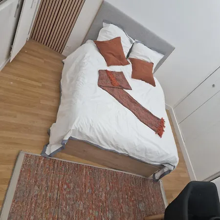 Une Chambre Dans Un Appartement - Luxary Calm Saint-Gratien  Exterior photo